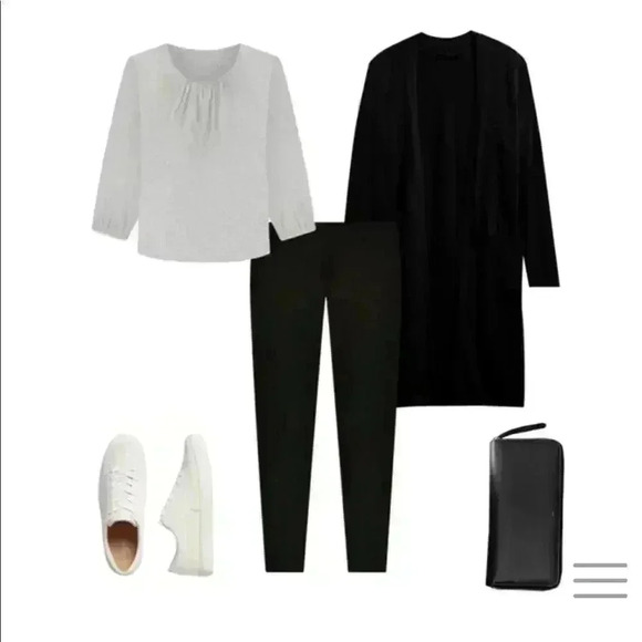 Banana Republic Grey Knit Poet Top - Picture 3 of 8